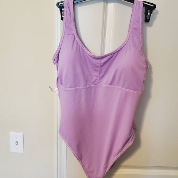 Ninety-Nine Lavender Ribbed Scoop Swimsuit XL - Picture 6 of 7